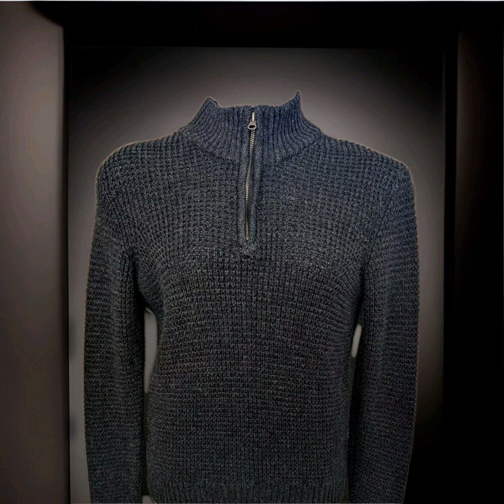 Aeropostale Men’s Size Medium Quarter Zip, Gray Sweater